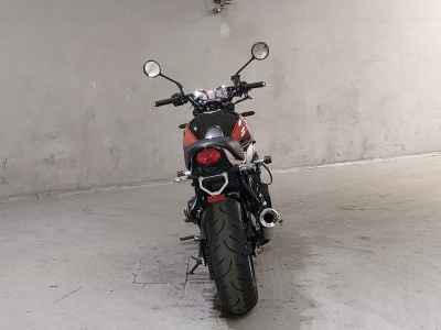 Kawasaki Z900RS 2017
