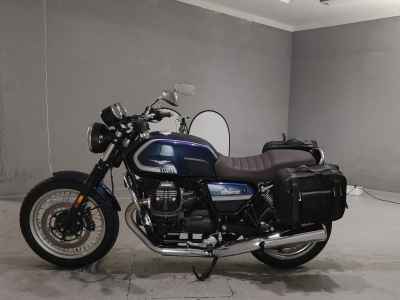 Moto Guzzi V7 Special 2022