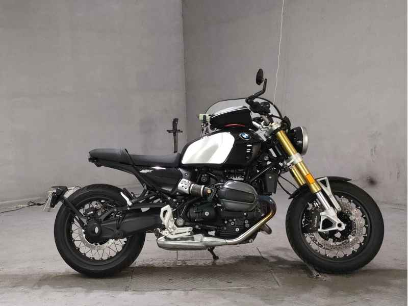 BMW R nineT 2024