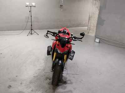 Ducati Streetfighter V4S 2020