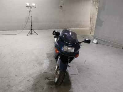 Kawasaki ZZR400 2005