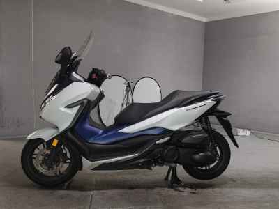 Honda Forza 2018
