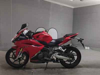 Honda CBR250RR 2019