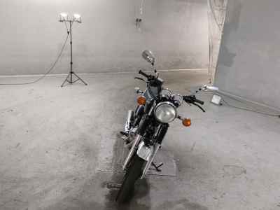Yamaha SR400 2019