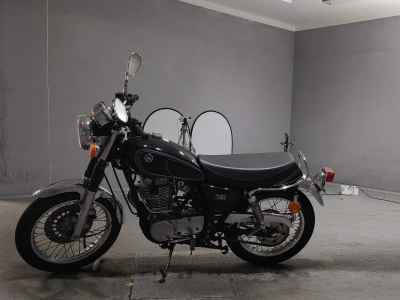 Yamaha SR400 2012