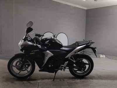 Honda CBR250R 2011