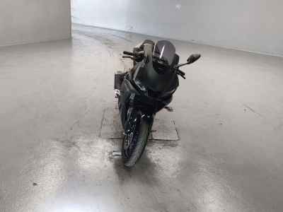 Yamaha YZF-R25 2021