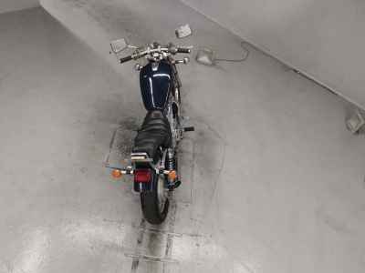 Suzuki Intruder 750