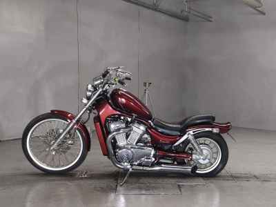 Suzuki Intruder 400
