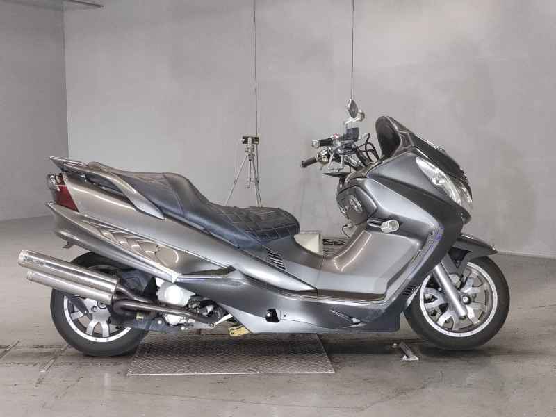 Suzuki Skywave 250S