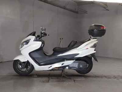 Suzuki Skywave 250M