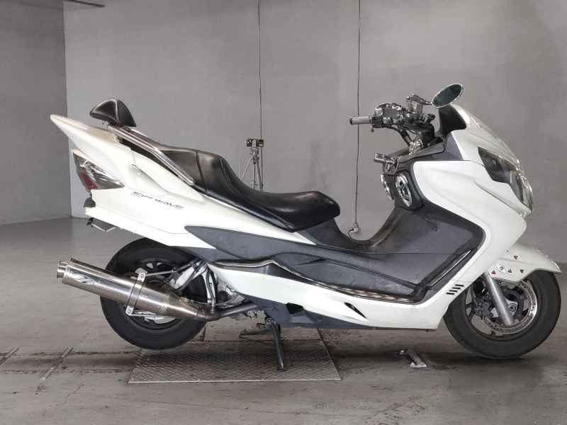 Suzuki Skywave 250S