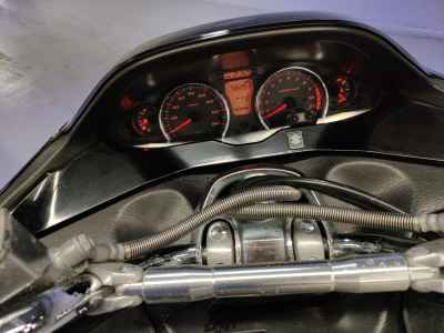 Suzuki Skywave 250SS