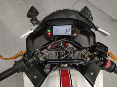 Yamaha YZF-R25 2022