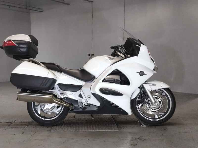 Honda STX1300 Pan-European 2008