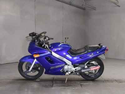 Kawasaki ZZR250 2005