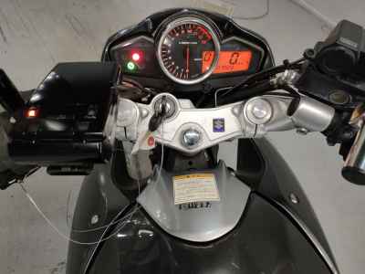 Suzuki GSR250