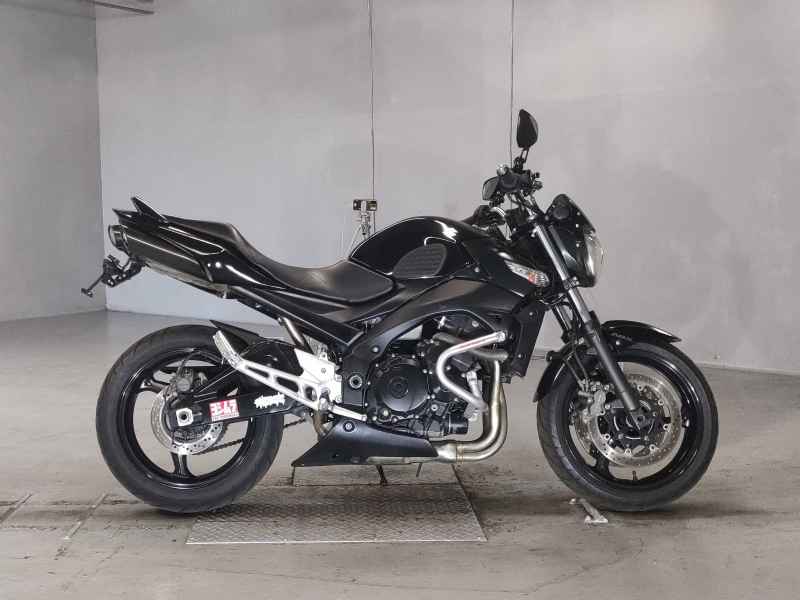 Suzuki GSR400 2009