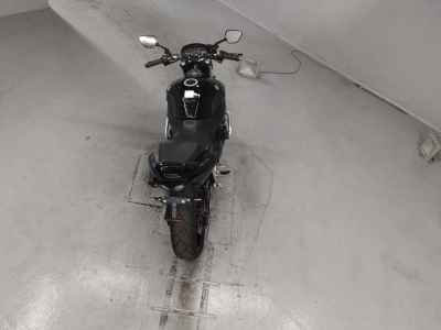 Suzuki GSR400 2009