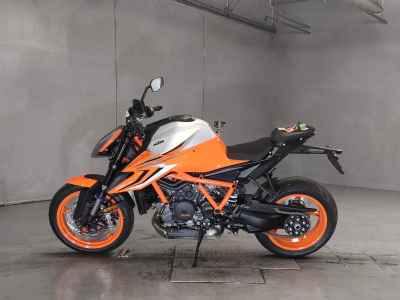 KTM 1290 Super Duke R 2022