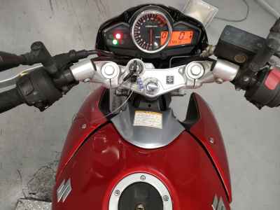 Suzuki GSR250