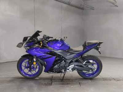 Yamaha YZF-R25 2018