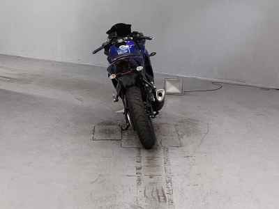 Yamaha YZF-R25 2018