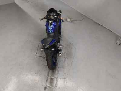 Yamaha YZF-R25 2018
