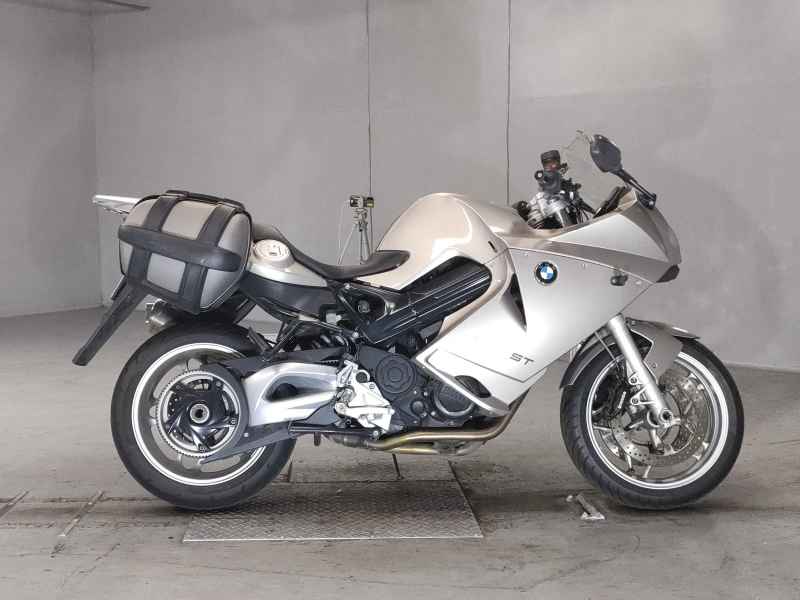 BMW F800ST 2010
