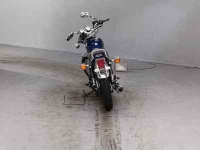 Yamaha SR400 2021