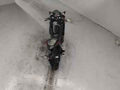 Yamaha YZF-R25 2015