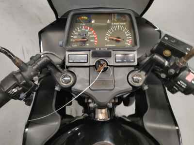 Suzuki GS250FW