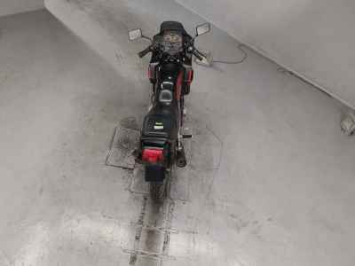 Suzuki GS250FW
