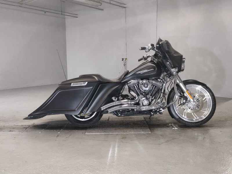 Harley-Davidson FLHX1690 2012