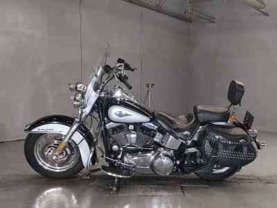 Harley-Davidson FLSTC1580 2013