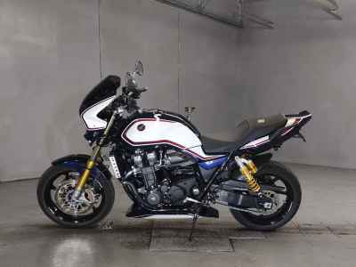 Honda CB1300SF 2024