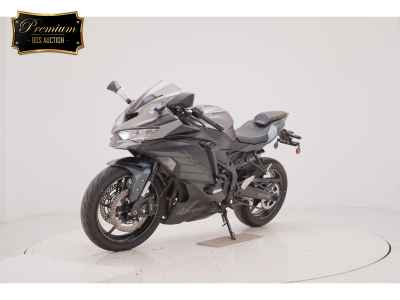Kawasaki Ninja ZX-4R SE 2025