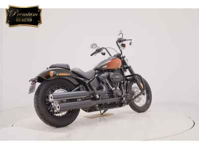 Harley-Davidson Street Bob FXBBS1870 2021