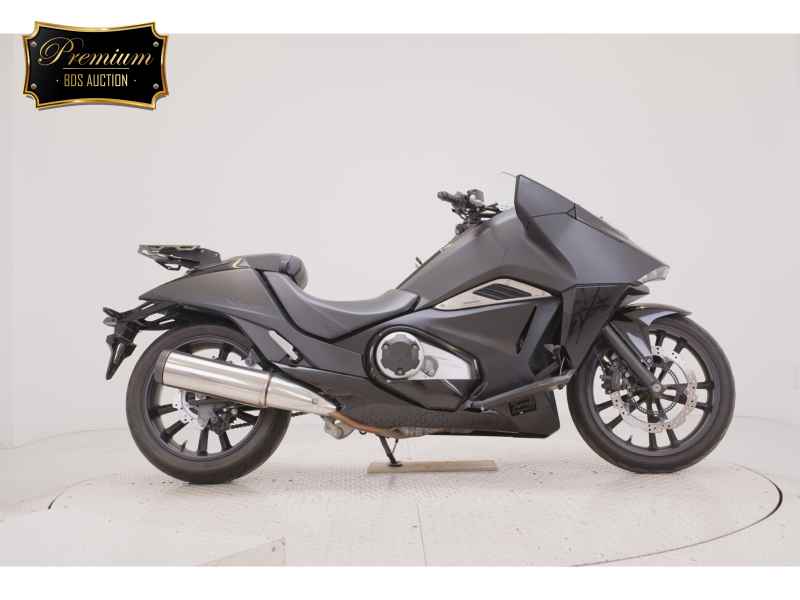 Honda NM4 Vultus 2019