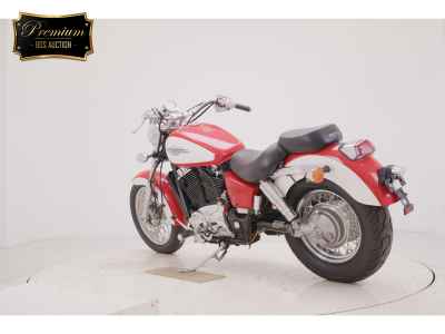 Honda Shadow 1100 Classic