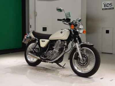 Yamaha SR400 2015
