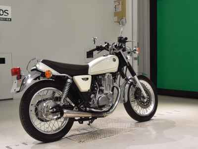 Yamaha SR400 2015