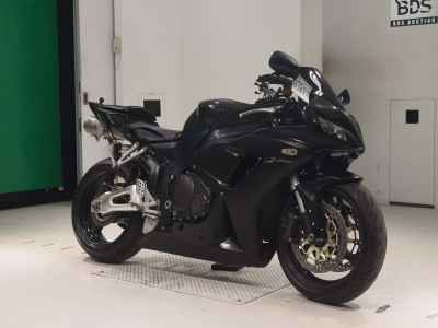 Honda CBR1000RR 2006