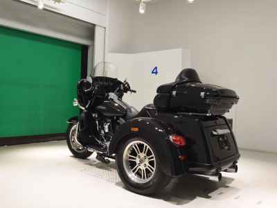 Harley-Davidson Electra Glide FLHTCU1870 Trike 2021