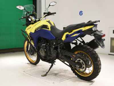 Suzuki V-Strom 800 DE 2023