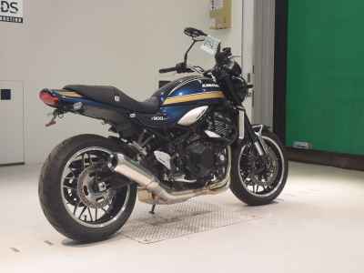 Kawasaki Z900RS 2021