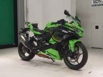 Kawasaki Ninja ZX-25R KRT Edition 2024