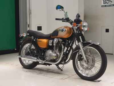 Kawasaki W800 2012