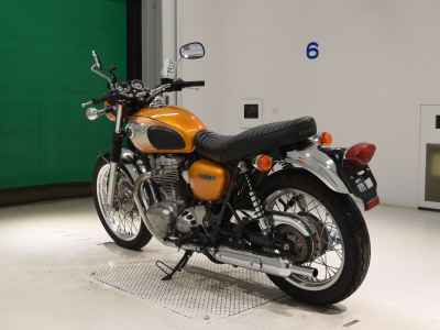 Kawasaki W800 2012