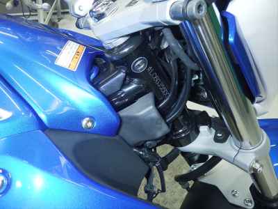 Suzuki GSR250